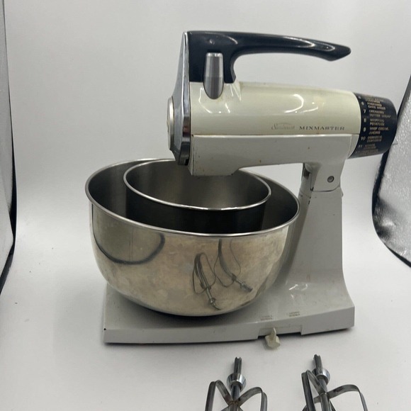 Sunbeam Kitchen Vintage Sunbeam Mixmaster Stand Mixer 2 Speed With Cover 2 Bowlsbeaters
